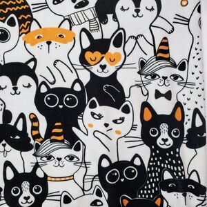 NWOT Myriad of Party Cats Women's Size 5XL Emery Rose Plush Blk, Orange & White‎